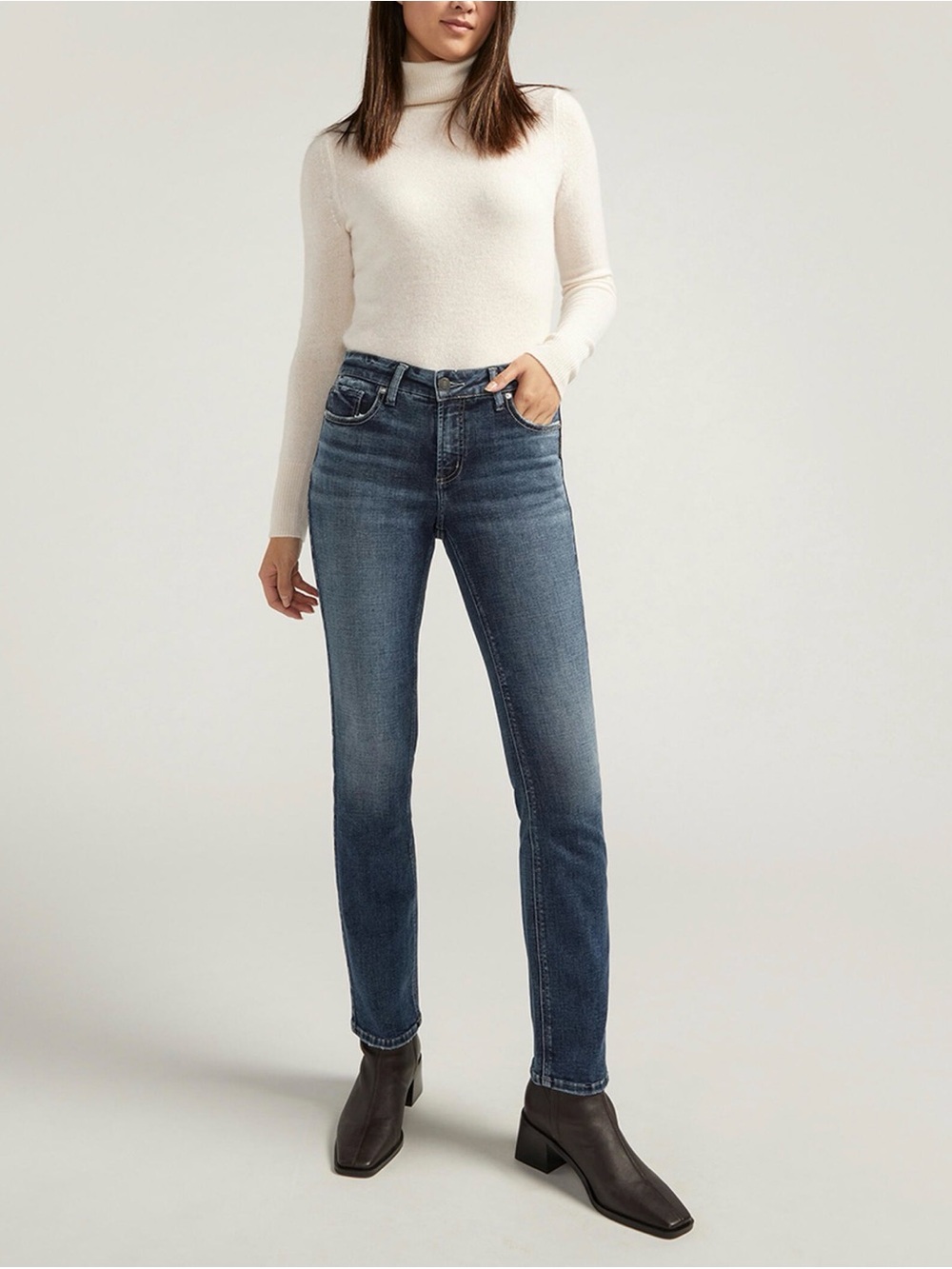 Silver Jeans Elyse Straight Leg Jeans